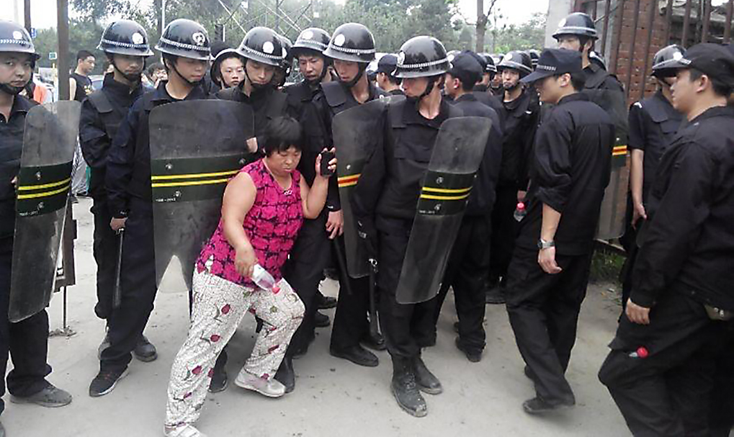 China: Marteling, internetcensuur, doodstraf en repressie