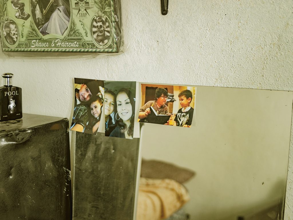 De kleinkinderen van Vietnam-veteraan Andres De Leon.