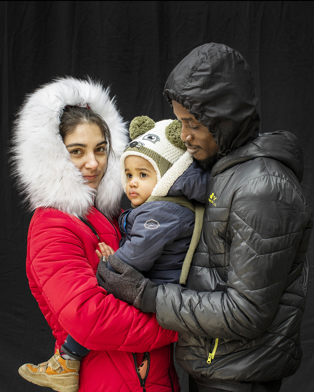 Amoakohene Ababio Williams (26) zegt dat hij, net als veel andere zwarte mannen, bij de Poolse grens werd gescheiden van zijn Oekraïense vrouw, Sattennik Airapetryan (27) en hun 1-jarige zoontje.