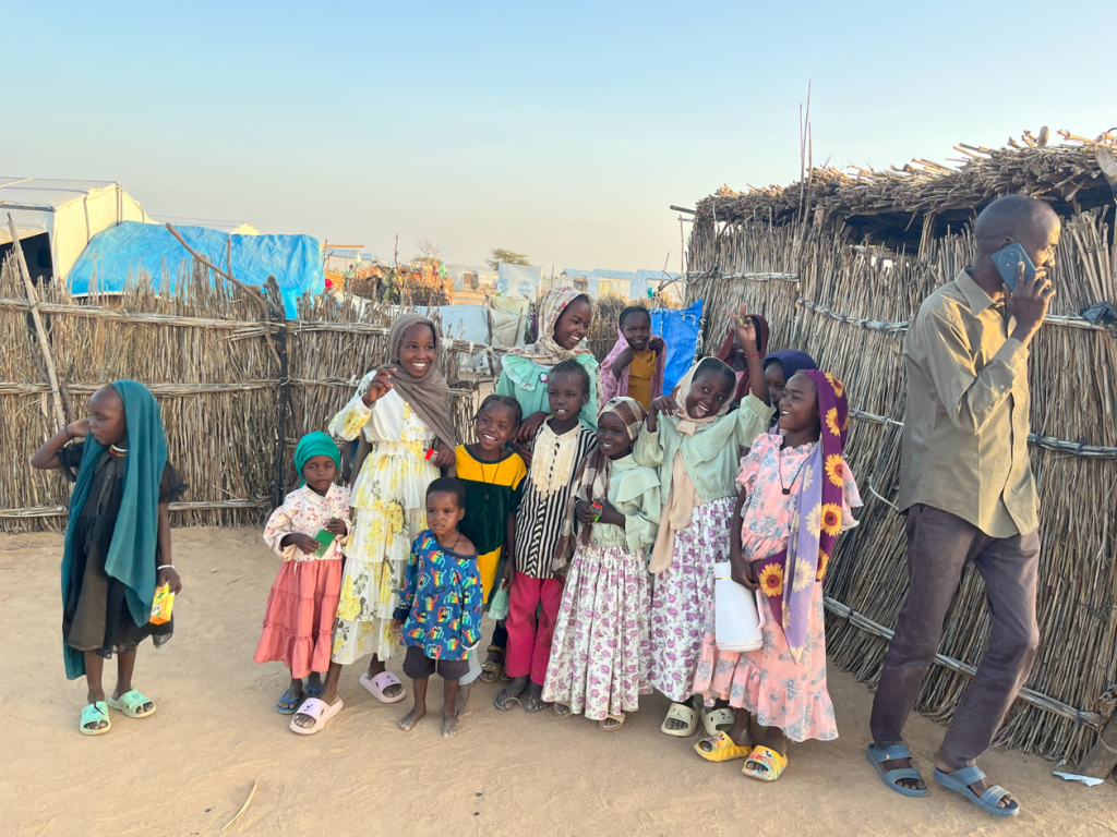 Sudanese kinderen in vluchtelingenkamp in Tsjaad